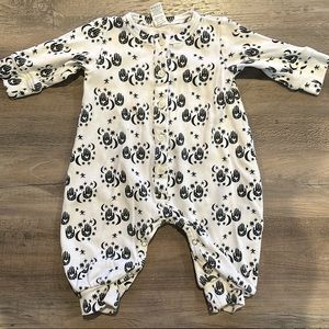 KATE QUINN Moon footie